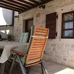 Ester Apartment