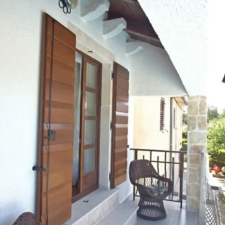 Ester Apartment *